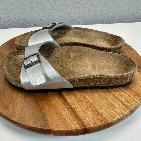 Birkenstock Madrid Silver Metallic One Strap Sandals Slides Womens 35 (4-4.5) - Picture 3 of 6